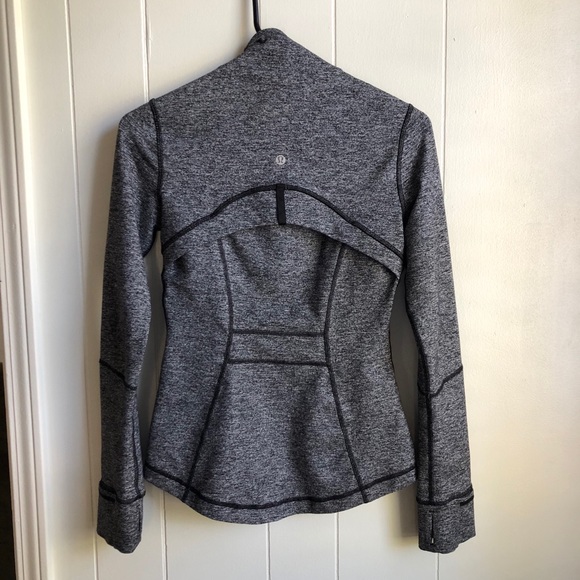 Lululemon define jacket size 4 - Picture 4 of 9